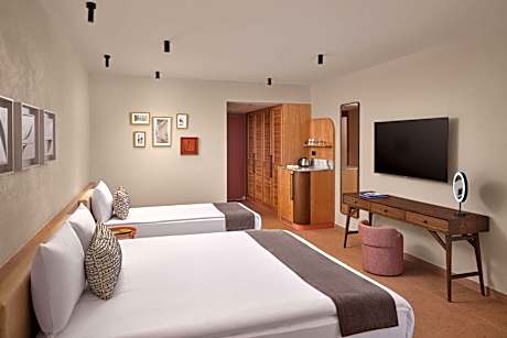 Quadruple Room with Garden View