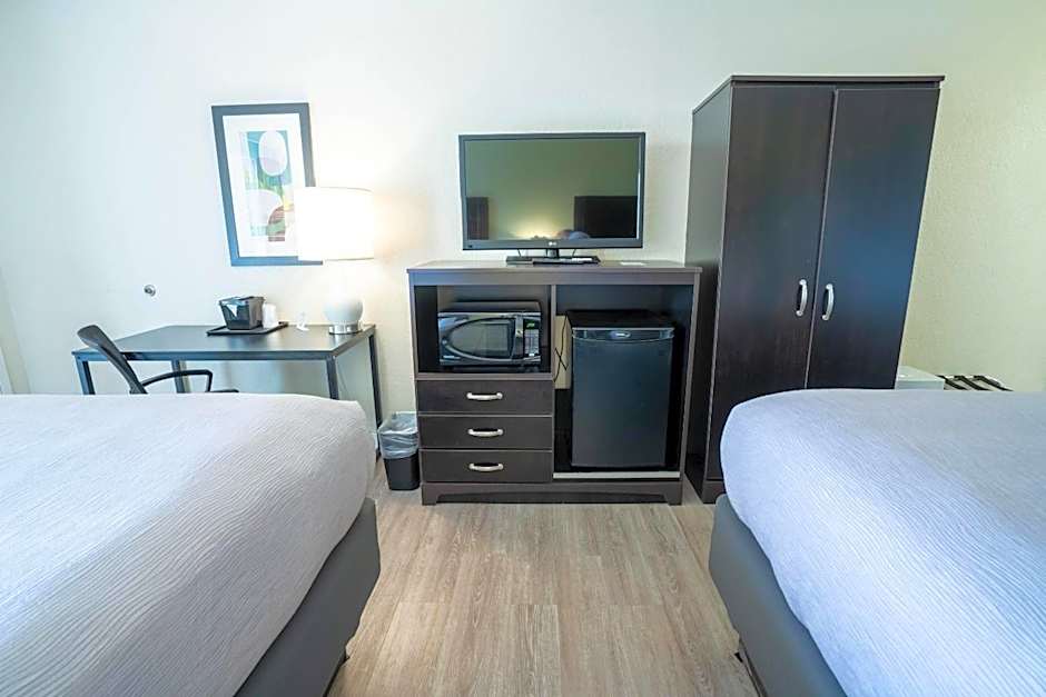 Quality Inn Palm Beach International Airport