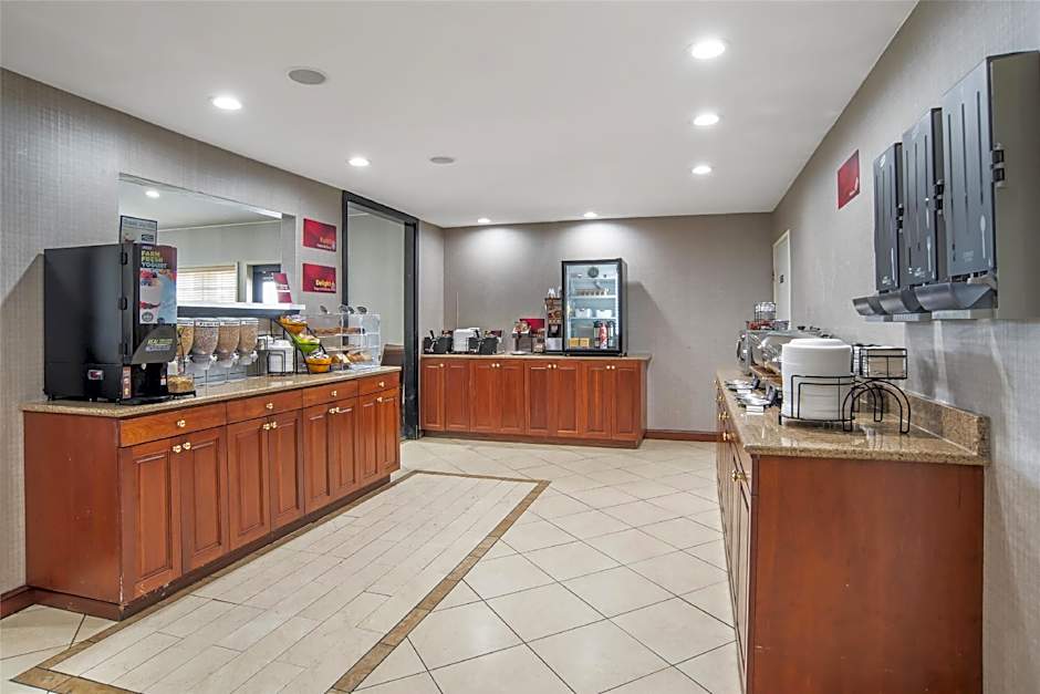 Best Western Plus Bessemer Hotel & Suites