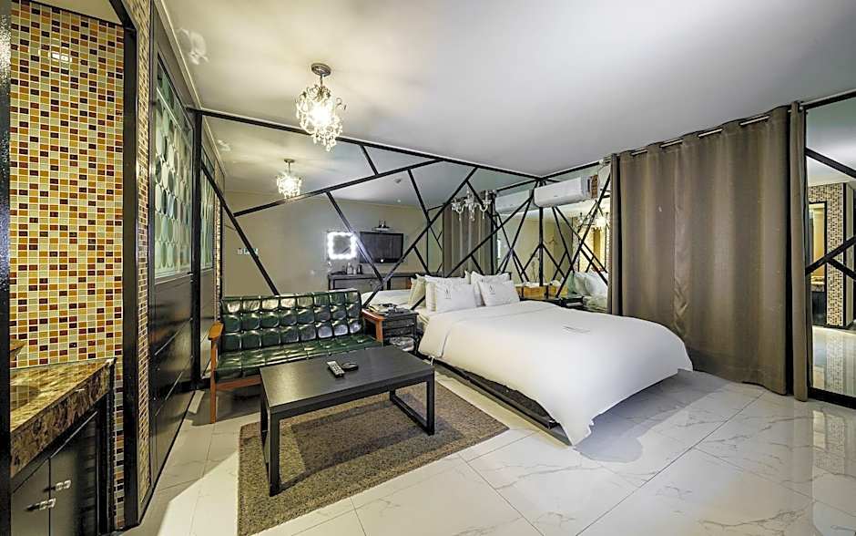Workers Hotel Ansan by Anook