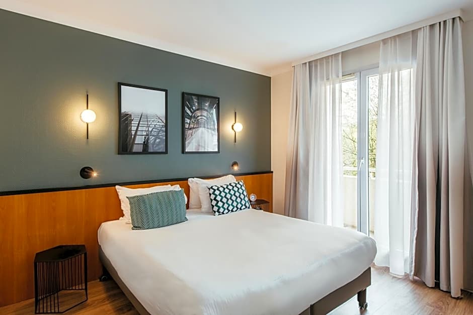 Adagio La Defense Le Parc Aparthotel
