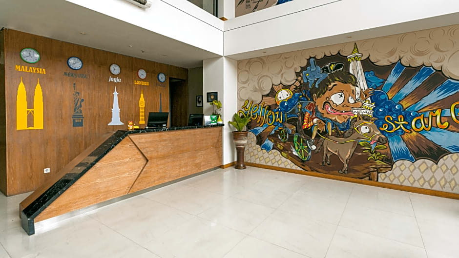 Yellow Star Gejayan Hotel