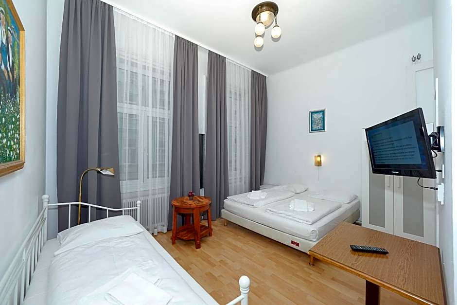 Timeout City Hotel, 5 min to city center, Self Check In