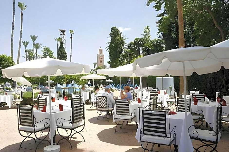 Chems Hotel