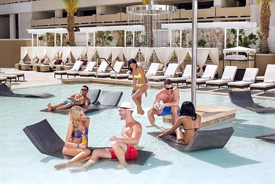 Harrah's Las Vegas Hotel & Casino