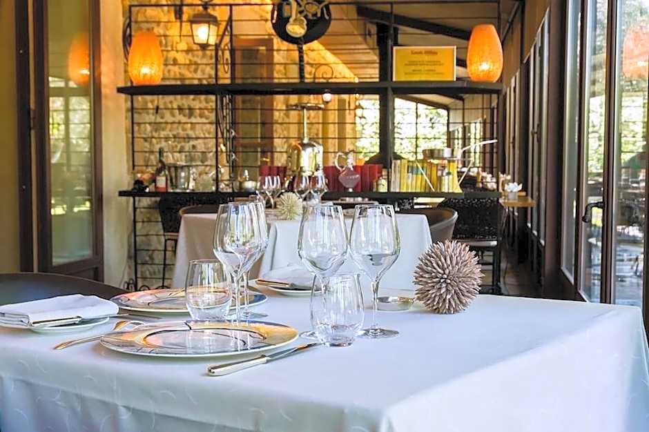Hotel & Restaurants - Maison Chabran