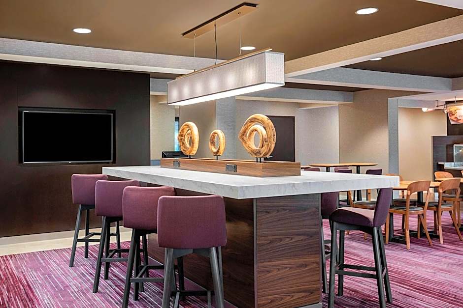 Courtyard by Marriott Bowling Green Convention Center