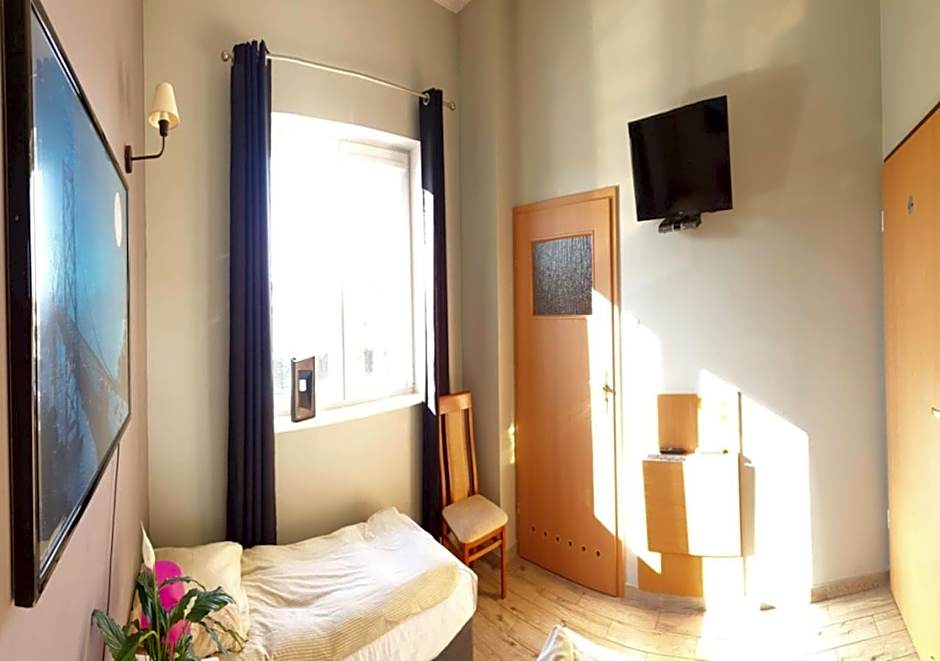 Zajazd CHATA Kębłowo