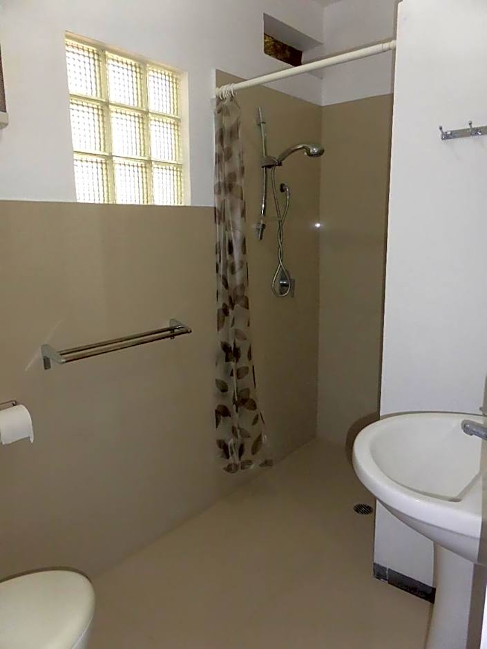 Castaway Surf Retreat