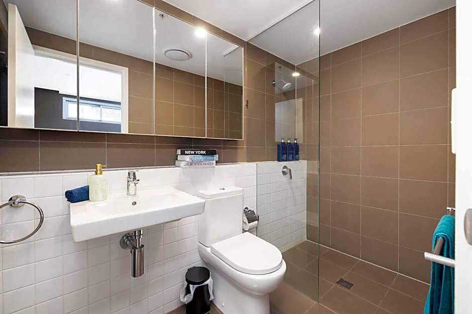 Elegant 2BR Haven in the Trendy Fortitude Valley