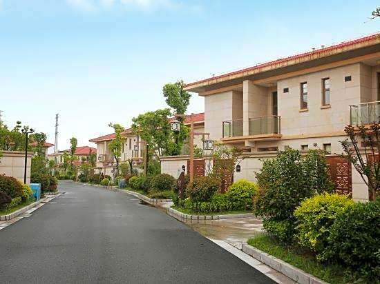Empark Seabed Hot Spring Hotel