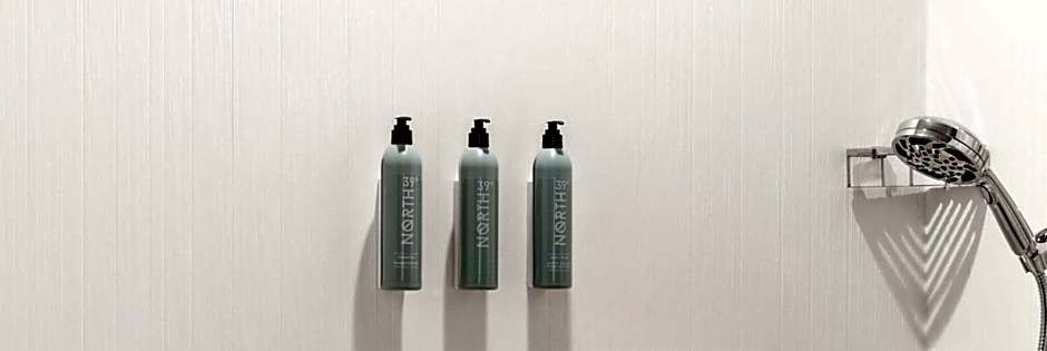 Courtyard by Marriott Milwaukee Brookfield at Poplar Creek