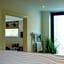 Beachcliff Rooms & Apartments