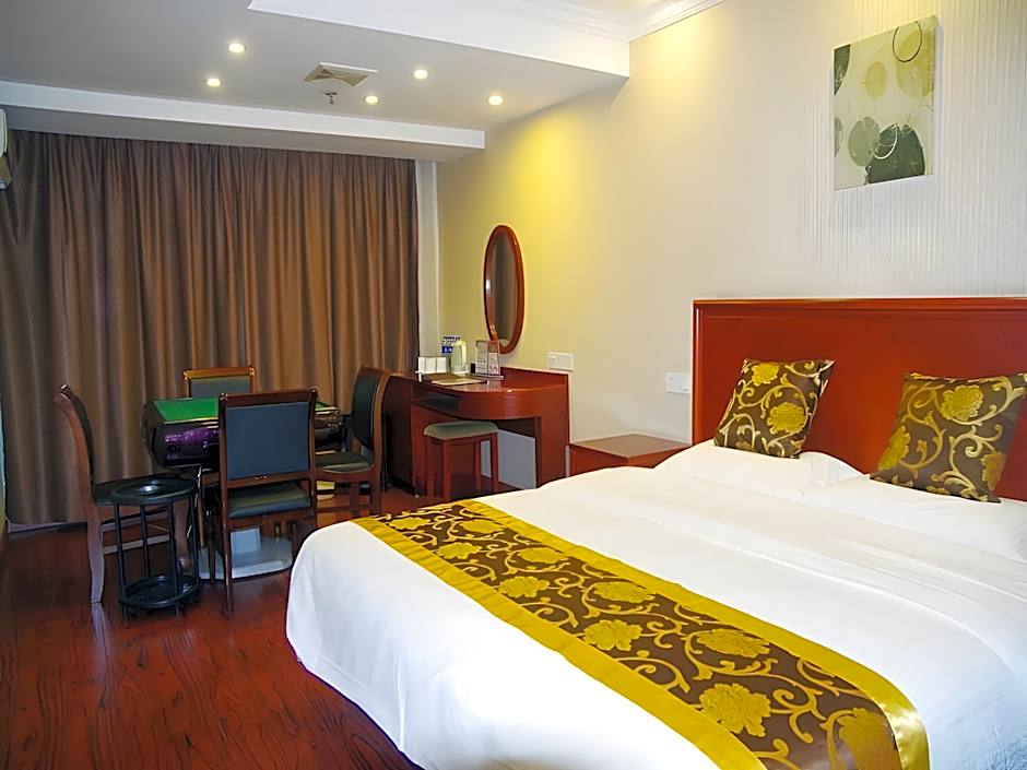 GreenTree Inn Jiangsu Wuxi Jiangyin North Huancheng Road Walking Street Express Hotel