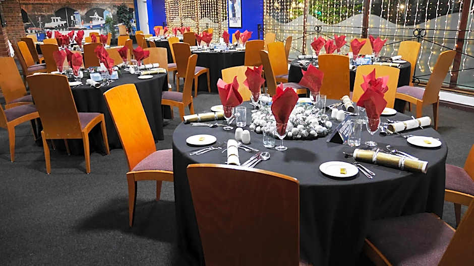 The Grand Burstin Hotel