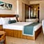 Olivia Palm Hotel