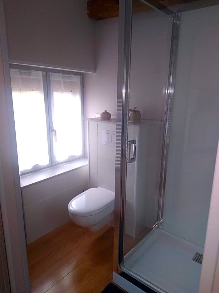 Aux trois petites notes