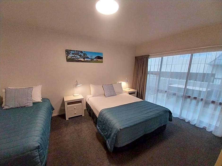 Bayview Motel