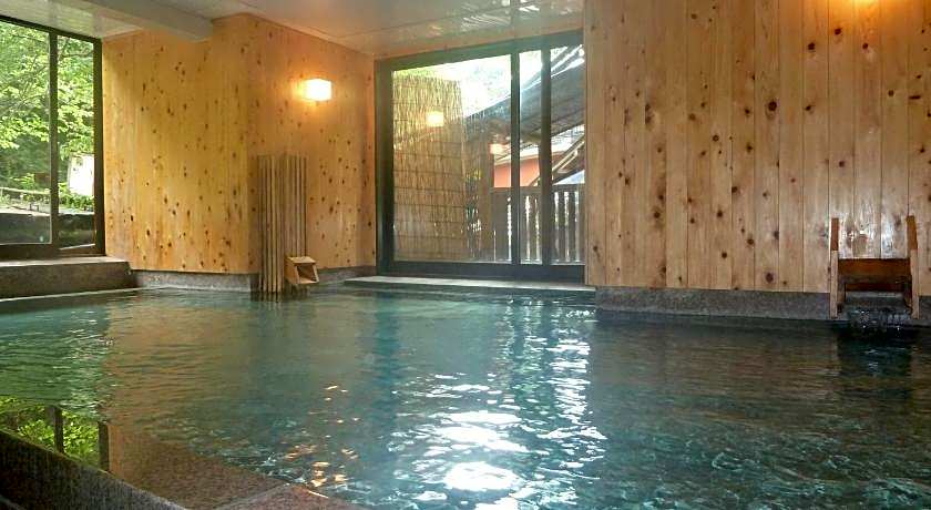 Honke Bankyu Hot Spring Ryokan