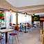 greet hotel Salon de Provence