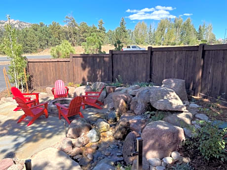 Estes Mountain Inn