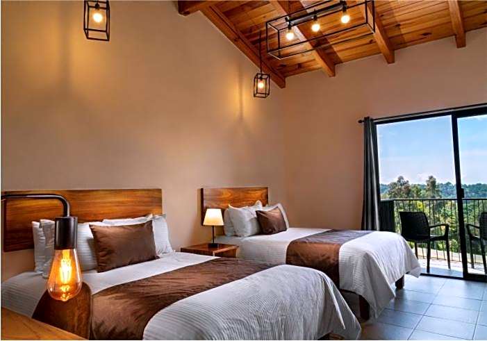 Sierralta Hotel Cabañas y Convenciones