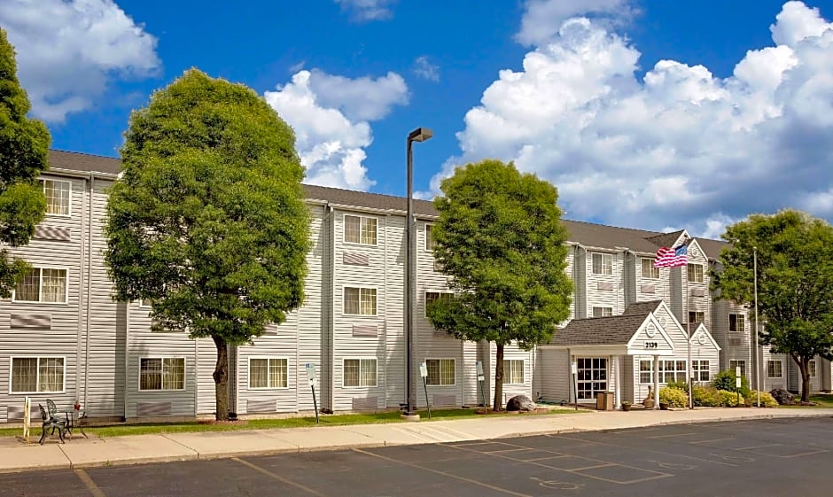 Microtel Inn & Suites By Wyndham Madison East