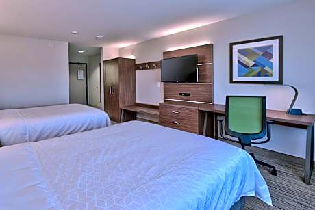 2 Queen Bed Standard