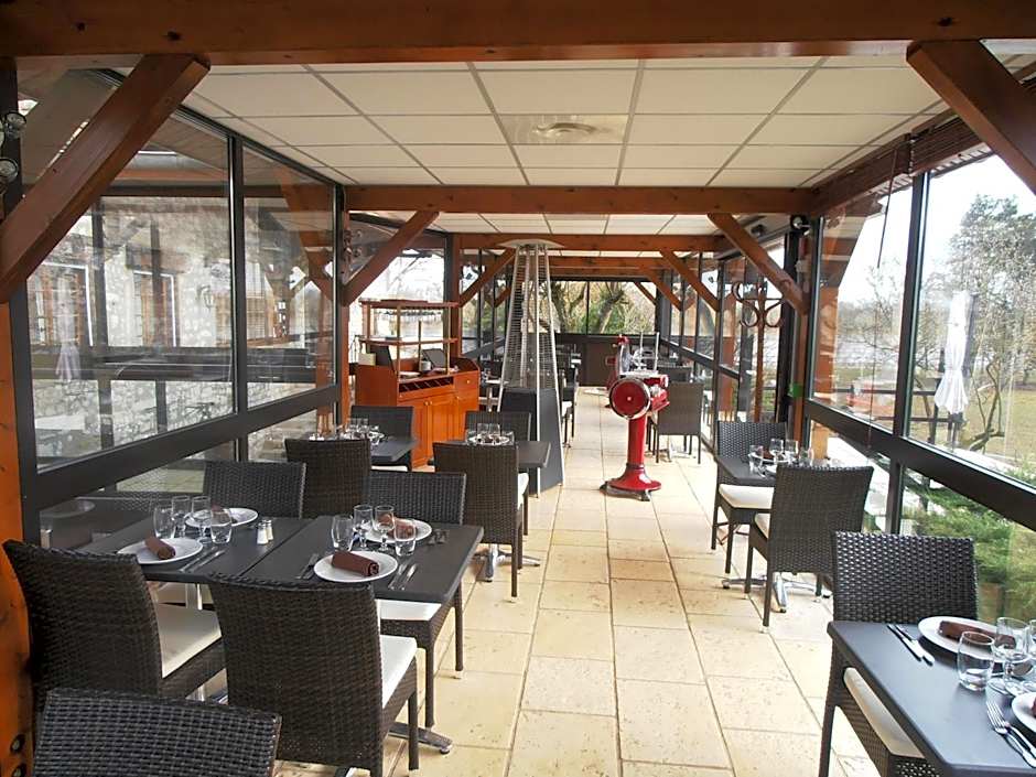 Logis Hotel Restaurant La Vieille Ferme, Macon Nord