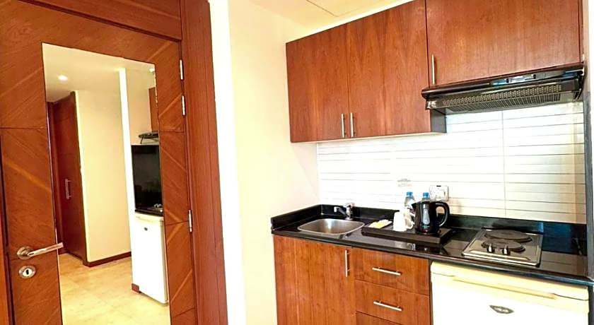 King Suites Hotel