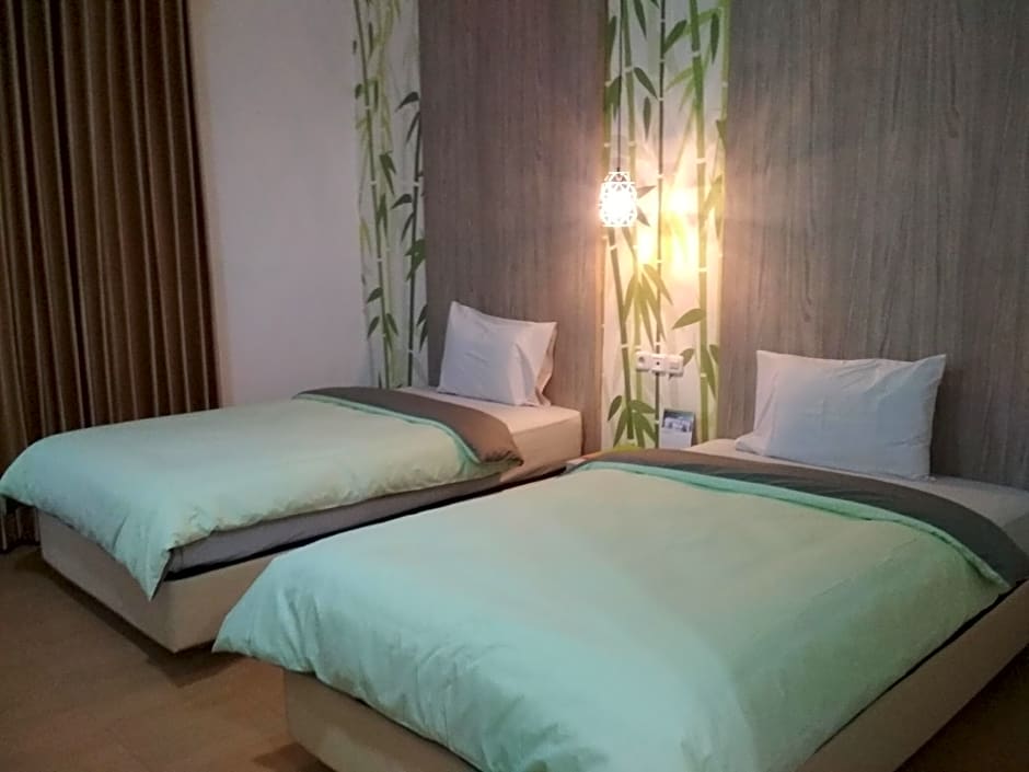 Huswah Transit Hotel