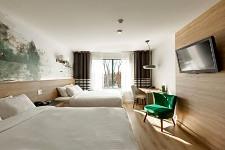 Comfort Room with Two Queen Beds - River View