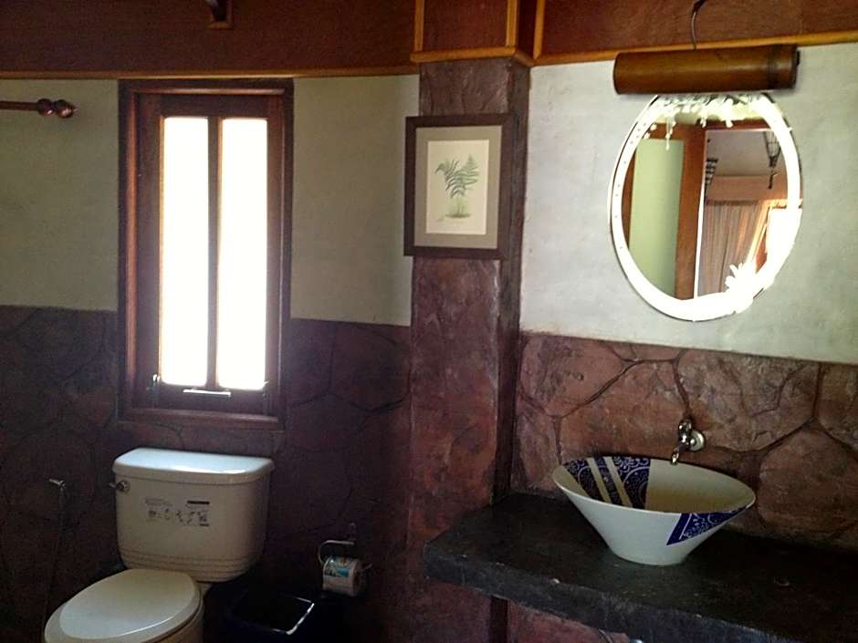Malibu Beach Bungalows