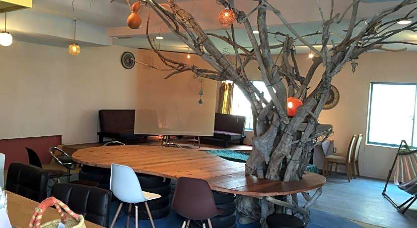 Organic Guesthouse & Cafe OHANA