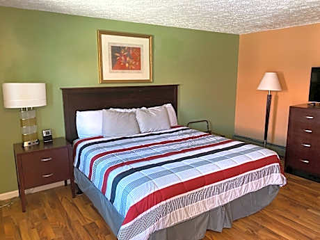 King Room - Non-Smoking