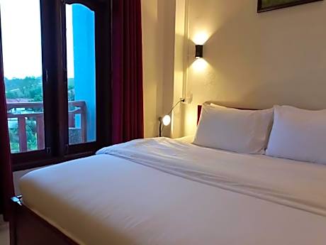 Double Room with Mountain View