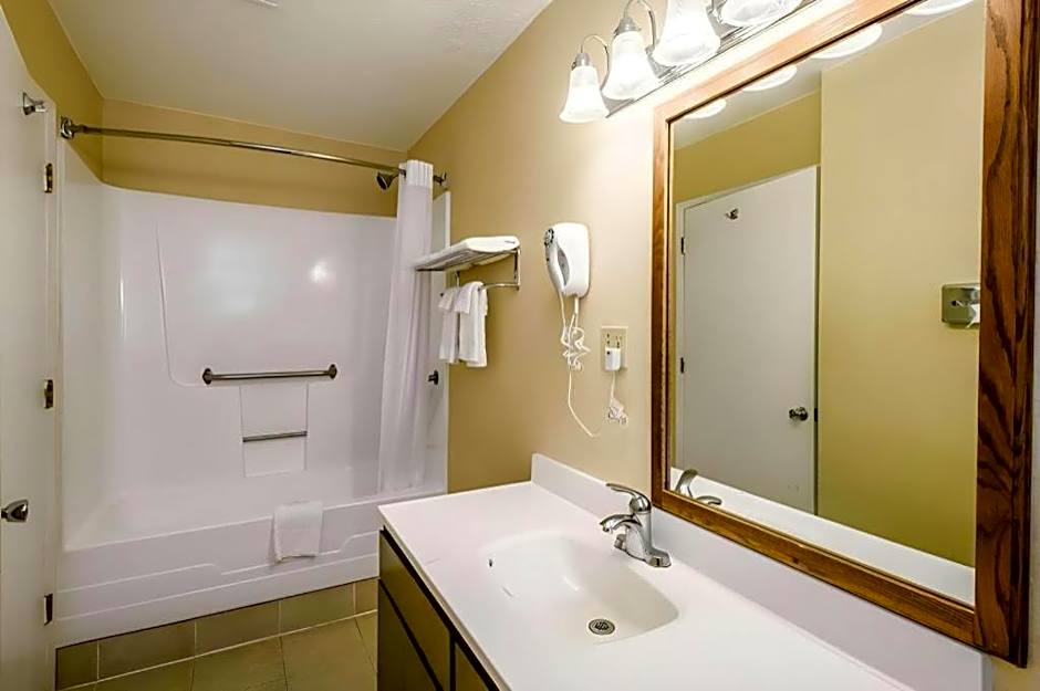 Quality Inn Redding near I-5