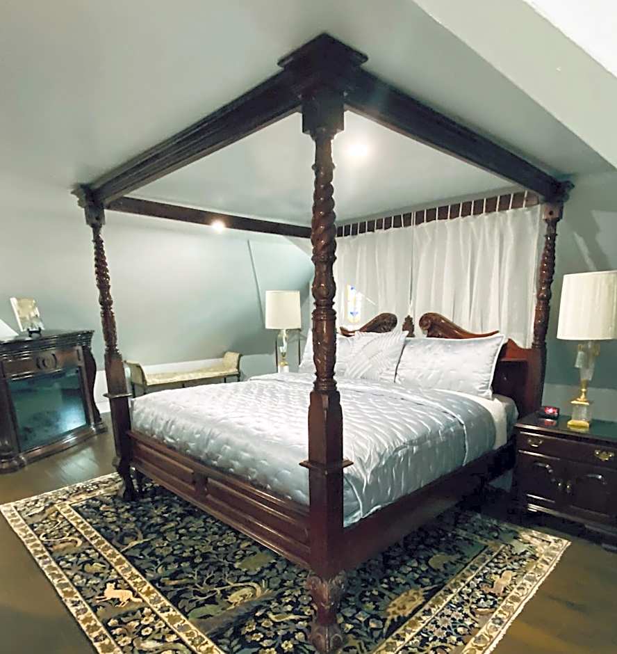 1000 Islands Bed and Breakfast-The Bulloch House