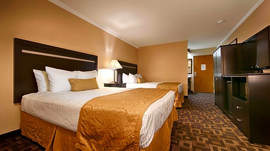 Best Western Plus Inn Of Hayward