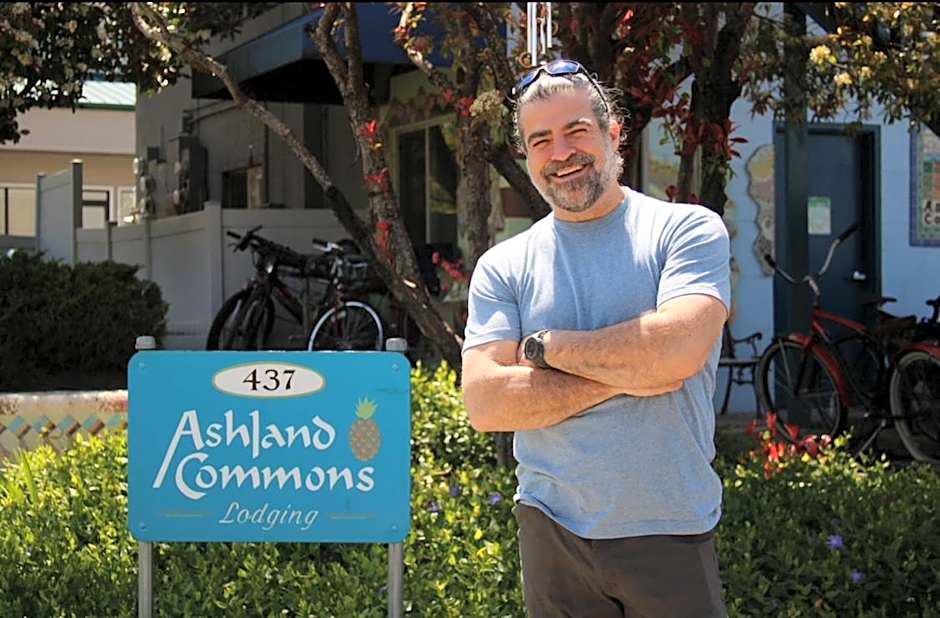 Ashland Commons Hostel