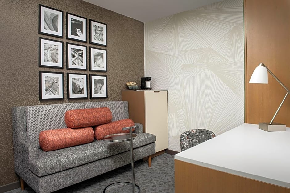 SpringHill Suites by Marriott New York Queens