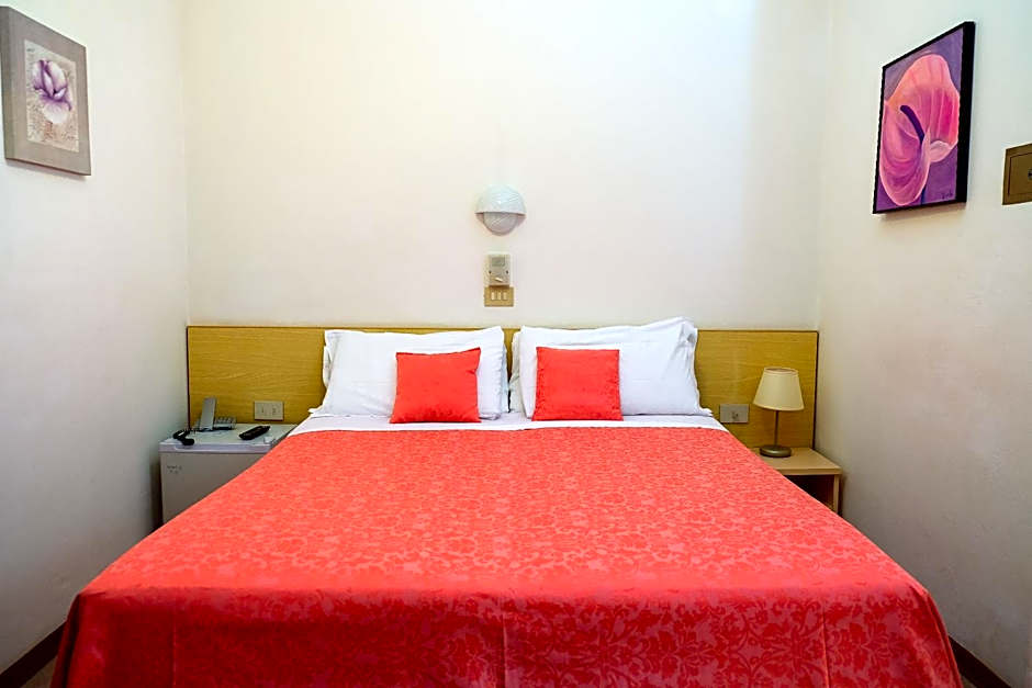 Hotel Desiree
