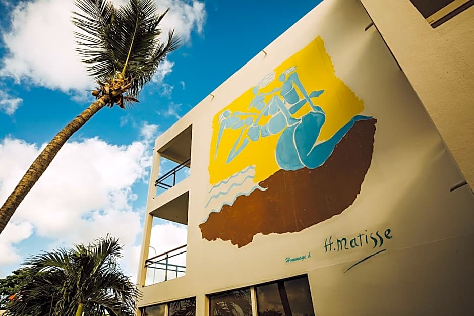 Hommage Hotel & Residences