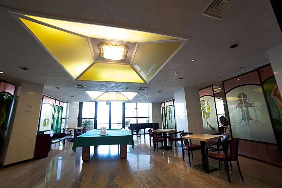 Hotel Diplomat Palace