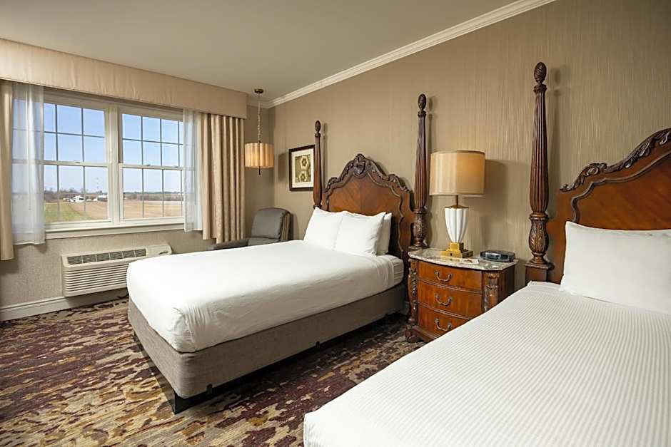 Amish View Inn & Suites