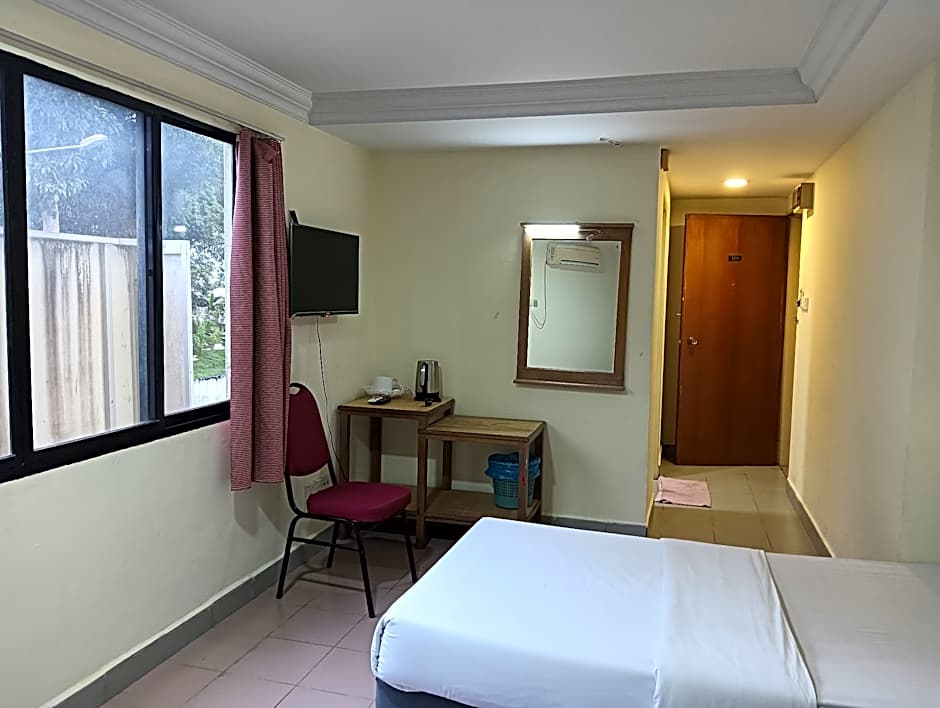 Hotel O Wawasan Inn