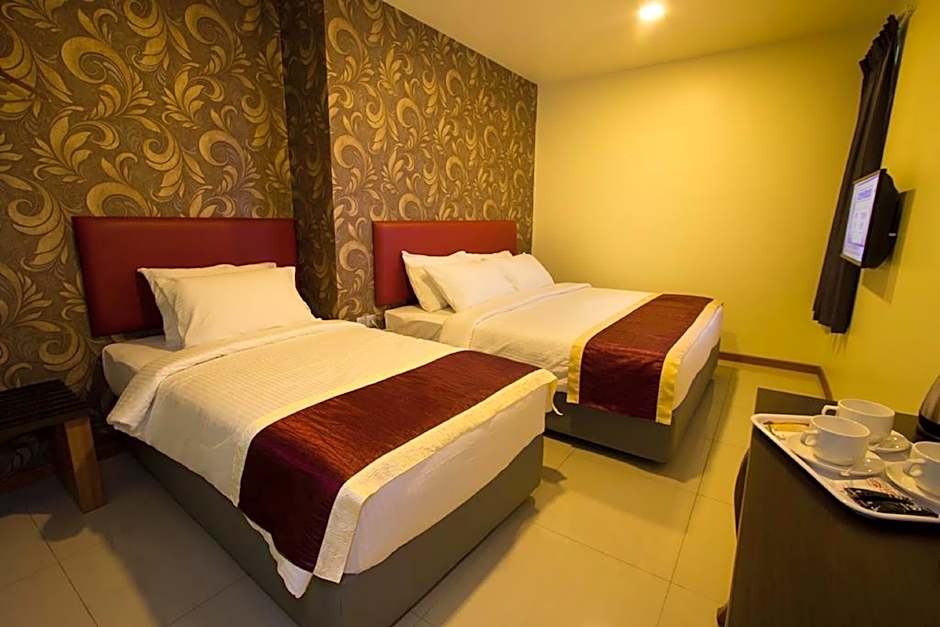 Prince 33 Hotel