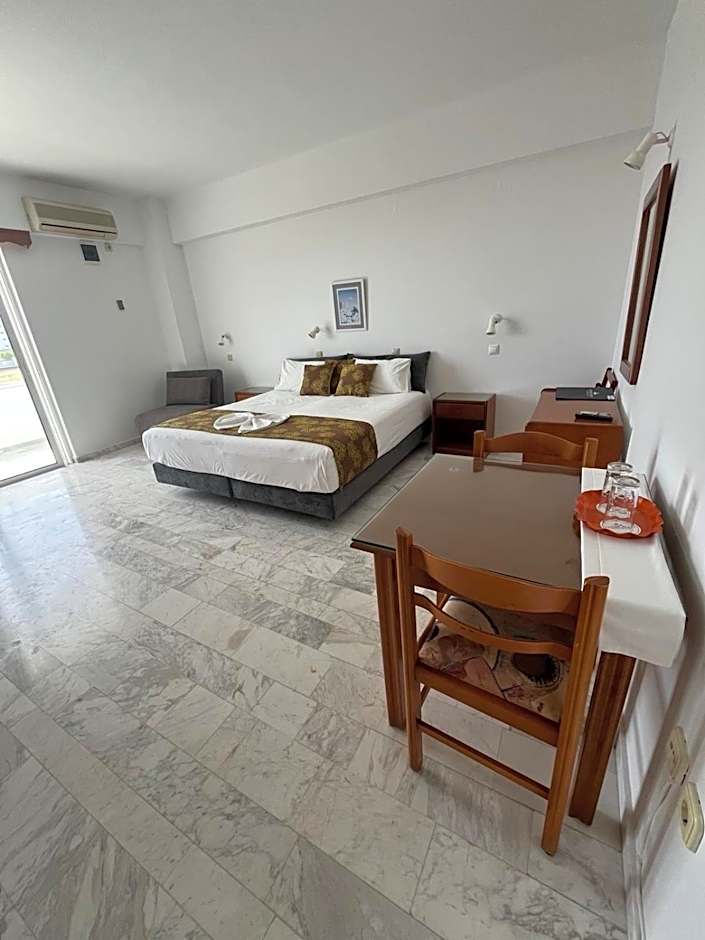 Vlycha Beach Apartments