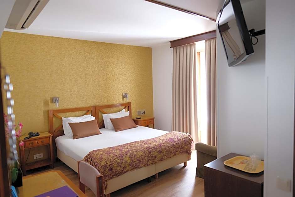 Photo 1 sur 8 de Double Room
