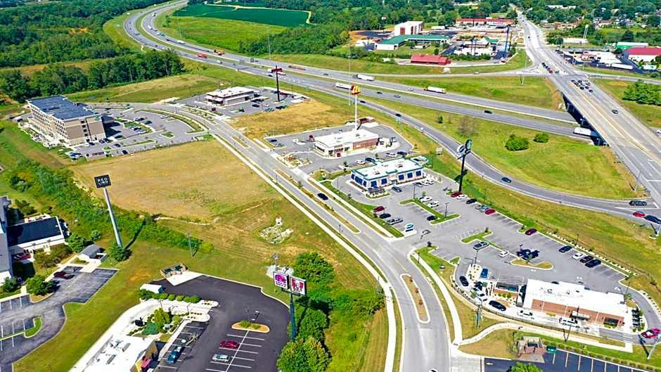 Holiday Inn Express & Suites Elizabethtown North By IHG